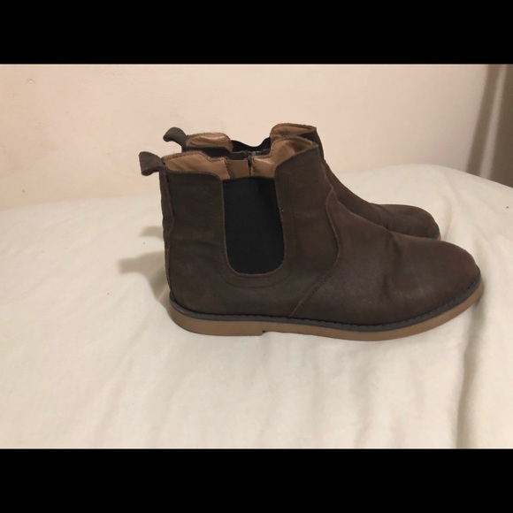 Cat & Jack Shoes - Brown Suede Chelsea Booties Cat & Jack Shoes - Brown Suede Chelsea Booties